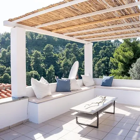 Sea View With Private Garden And Terrace - Walk To Villa
